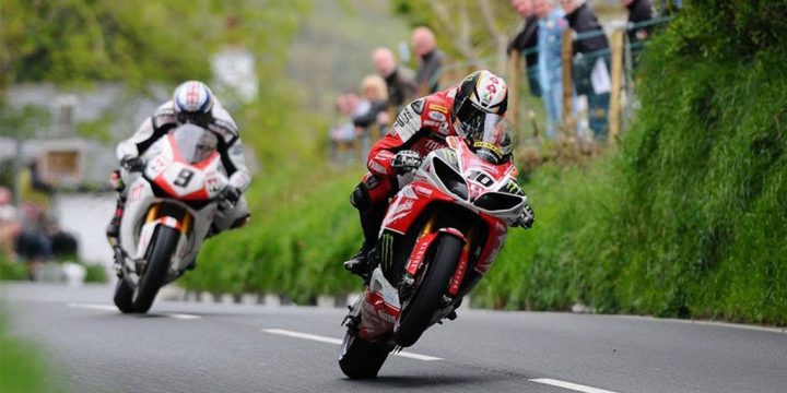Giải đua trên đường phố Isle of Man TT 2021 nhận cay đắng vì Covid 19
