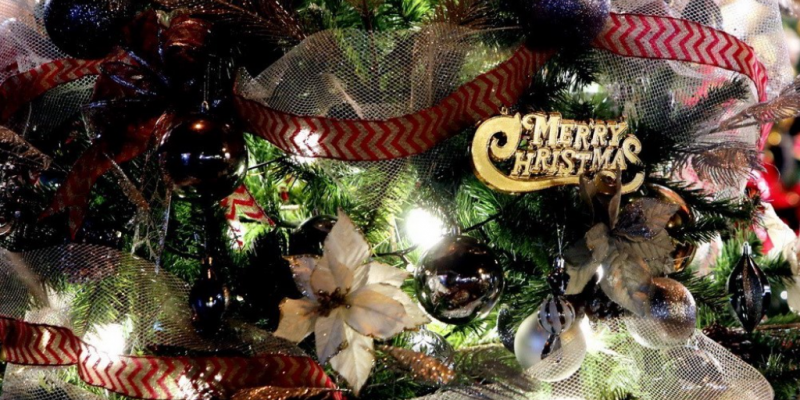 Nhà bán lẻ mở nhiều chương trình khuyến mãi và khu vui chơi vào Giáng sinh