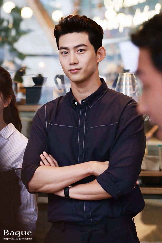 Taec Yeon (2PM) top nam thần kpop khiến phái mạnh mê mệt