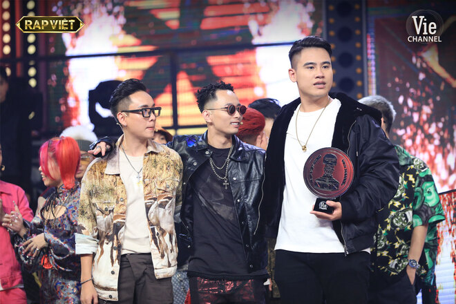 Bộ tứ Rapper Rap Việt lần lượt lọp top sao Việt hot nhất MXH 2020